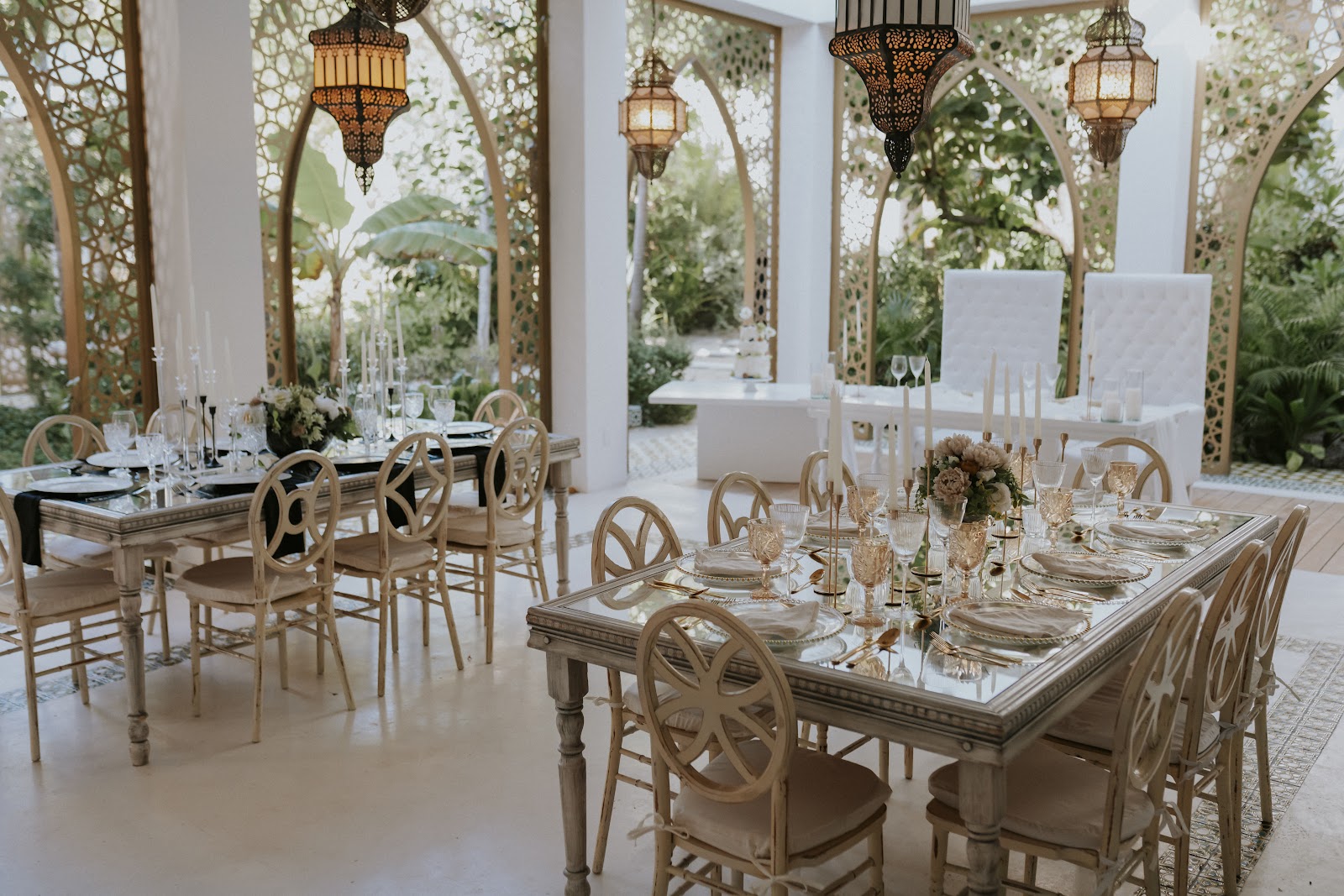 Sana Tulum dining room with long tables and Moroccan lanterns